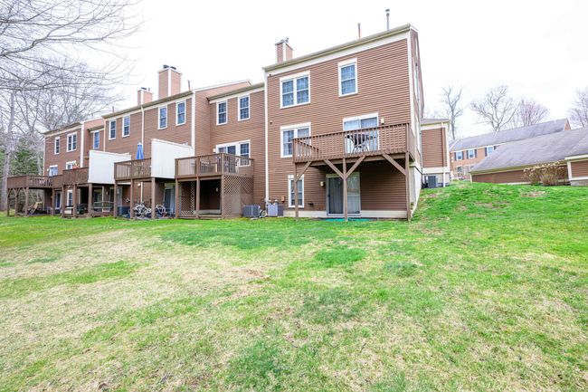 46 - 46 Foxbridge Village Rd, Condo with 2 bedrooms, 1 bathrooms and 2 parking in Branford CT | Image 28