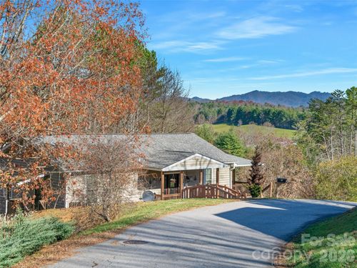 16 Sunny Ln, Mars Hill, NC, 28754-9683 | Card Image