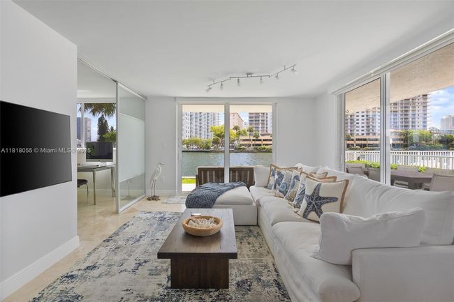 APT-108 - 4000 Ne 170 Th St, Condo with 3 bedrooms, 2 bathrooms and null parking in North Miami Beach FL | Image 11