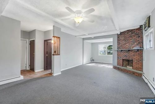 649 New Jersey Ave, Lyndhurst, NJ, 07071-2049 | Card Image