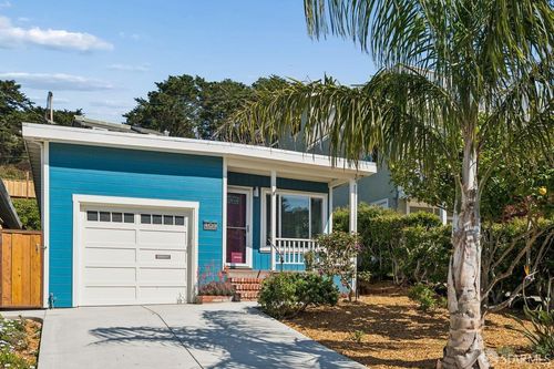 409 Pacific Ave, Pacifica, CA, 94044-2625 | Card Image