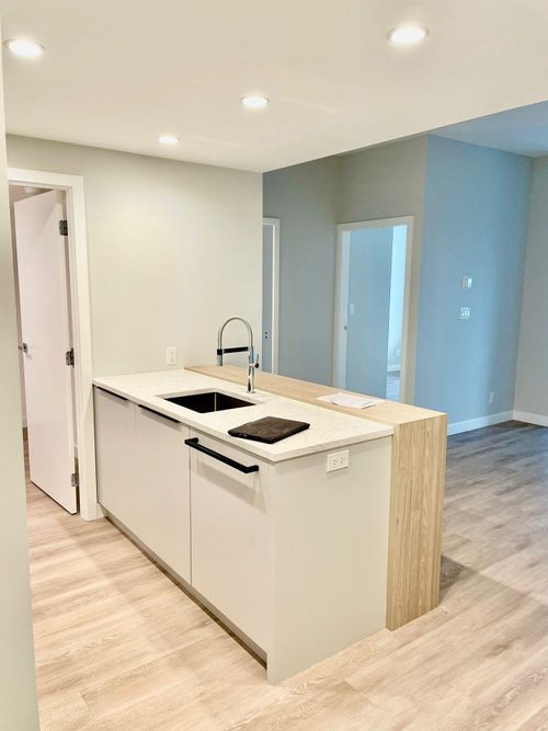 1409-567 Emerson Street, Coquitlam, BC, V3J3A4 | Card Image
