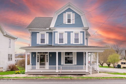 213 N Market St, Martinsburg, PA, 16662-1209 | Card Image