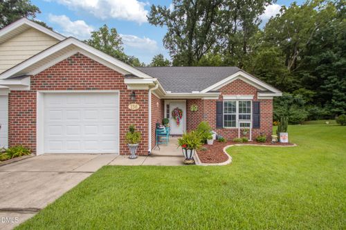 136 Oxford Dr, Goldsboro, NC, 27534-8693 | Card Image