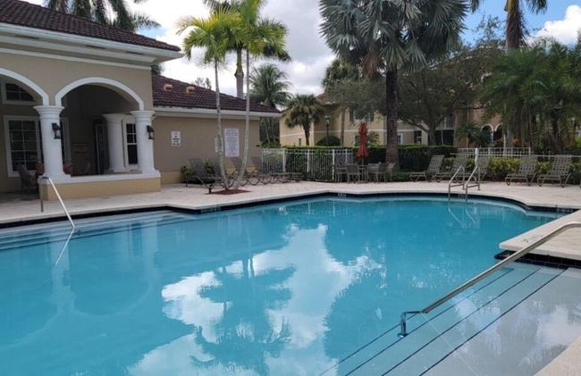 APT-304 - 6533 Emerald Dunes Dr, Condo with 2 bedrooms, 2 bathrooms and null parking in West Palm Beach FL | Image 27