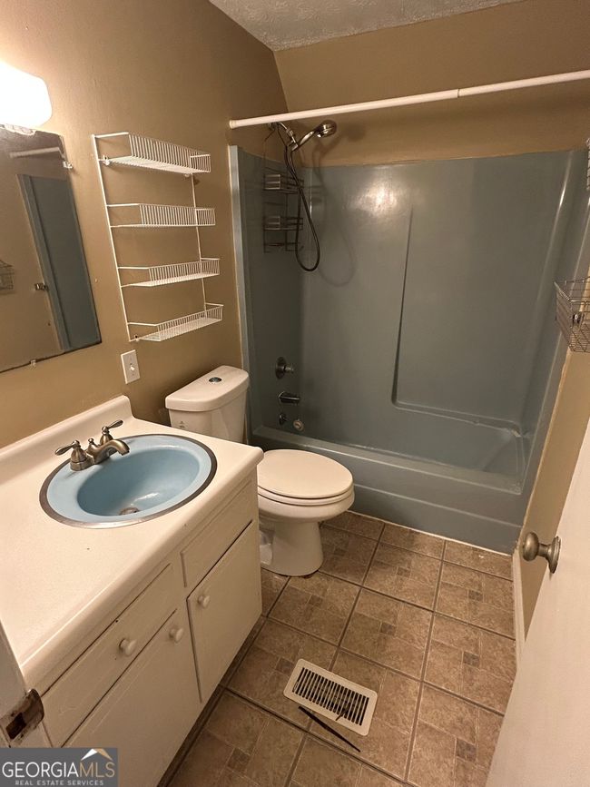 1220 Pleasant Hill Rd, House other with 3 bedrooms, 2 bathrooms and 3 parking in Bogart GA | Image 21