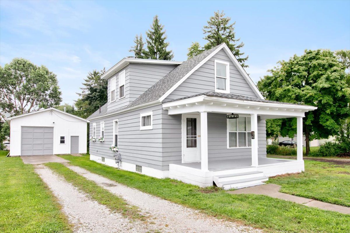 Water St, Port Huron, MI 48060
