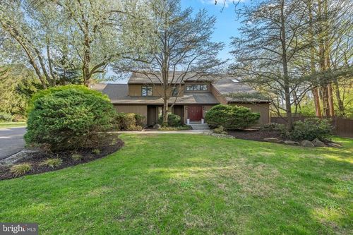 57 Sugar Maple Dr, NEWTOWN SQUARE, PA, 19073-2020 | Card Image