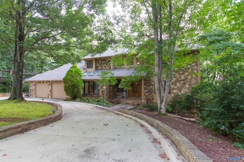 1618 Chandler Rd Se, Huntsville, AL, 35801-1488 | Card Image