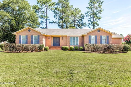 220 Beverly Rd, Fort Valley, GA, 31030-8320 | Card Image