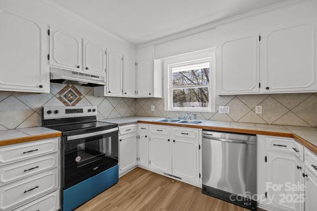 Kitchen - new appliances | Image 16