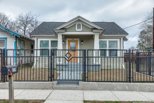 219 Finton, San Antonio, TX, 78204-2152 | Card Image
