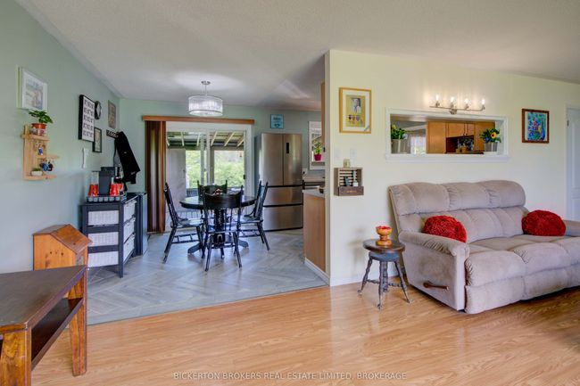 95 Railway St, House other with 3 bedrooms, 2 bathrooms and 6 parking in Lansdowne ON | Image 16