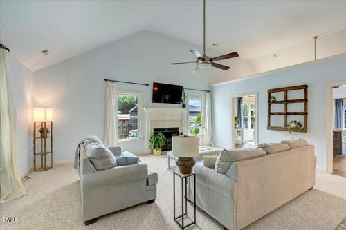 105 W Franklin St, Youngsville, NC, 27596-7782 | Card Image