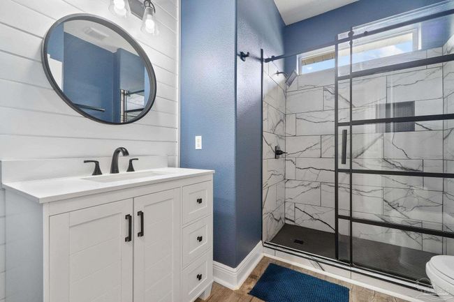 7008 Turnberry Cir, House other with 4 bedrooms, 2 bathrooms and 3 parking in Navarre FL | Image 19