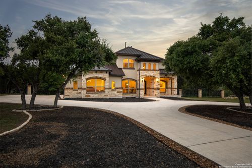 138 Scarlet Ct, Canyon Lake, TX, 78133-4916 | Card Image