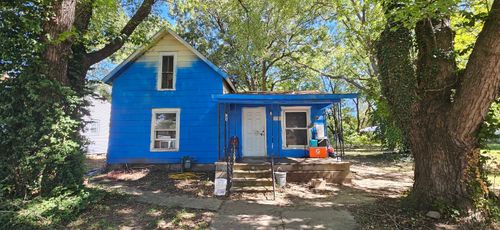 108 Iowa St, Winfield, KS, 67156-2338 | Card Image