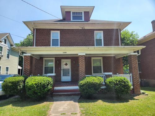 1328 Melrose Ave Nw, Roanoke, VA, 24017-4110 | Card Image