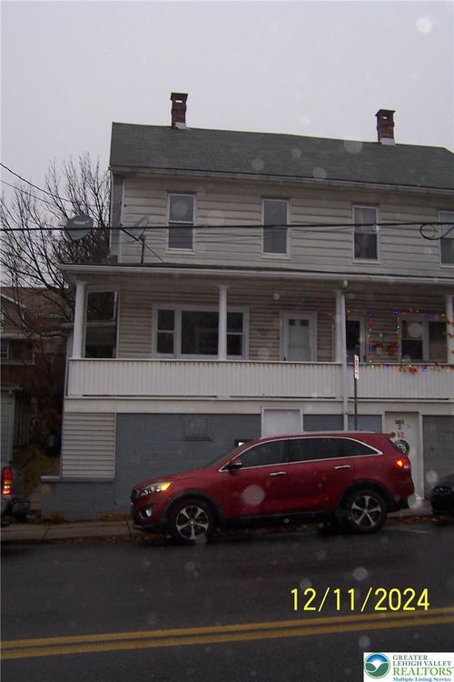 303 W Patterson St, Lansford, PA, 18232-1110 | Card Image