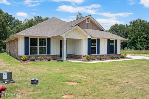 4275 Olivia Cir W, Olive Branch, MS, 38654 | Card Image