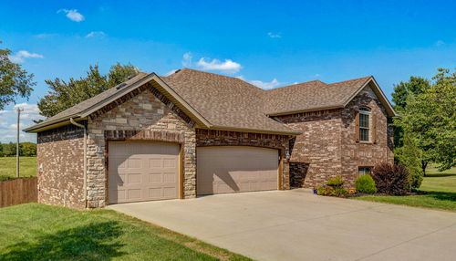 803 Chickory Ct, Nixa, MO, 65714-8075 | Card Image