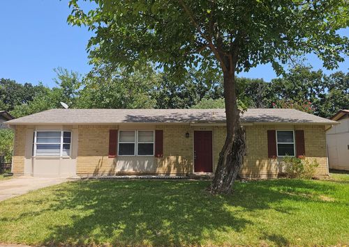 4412 Central Ln, Balch Springs, TX, 75180-3430 | Card Image