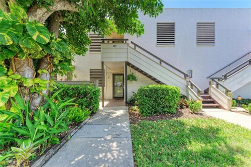 258-258 Sherwood Dr, BRADENTON, FL, 34210-4527 | Card Image