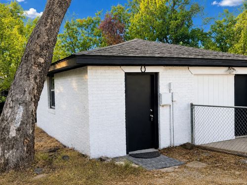 1-1204 #1 Bernard St, Denton, TX, 76201-7139 | Card Image