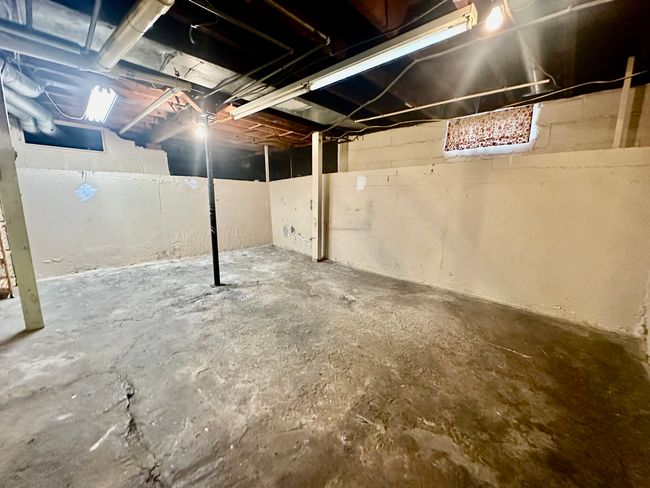 823 Poplar St, House other with 3 bedrooms, 1 bathrooms and 2 parking in Ottawa IL | Image 27