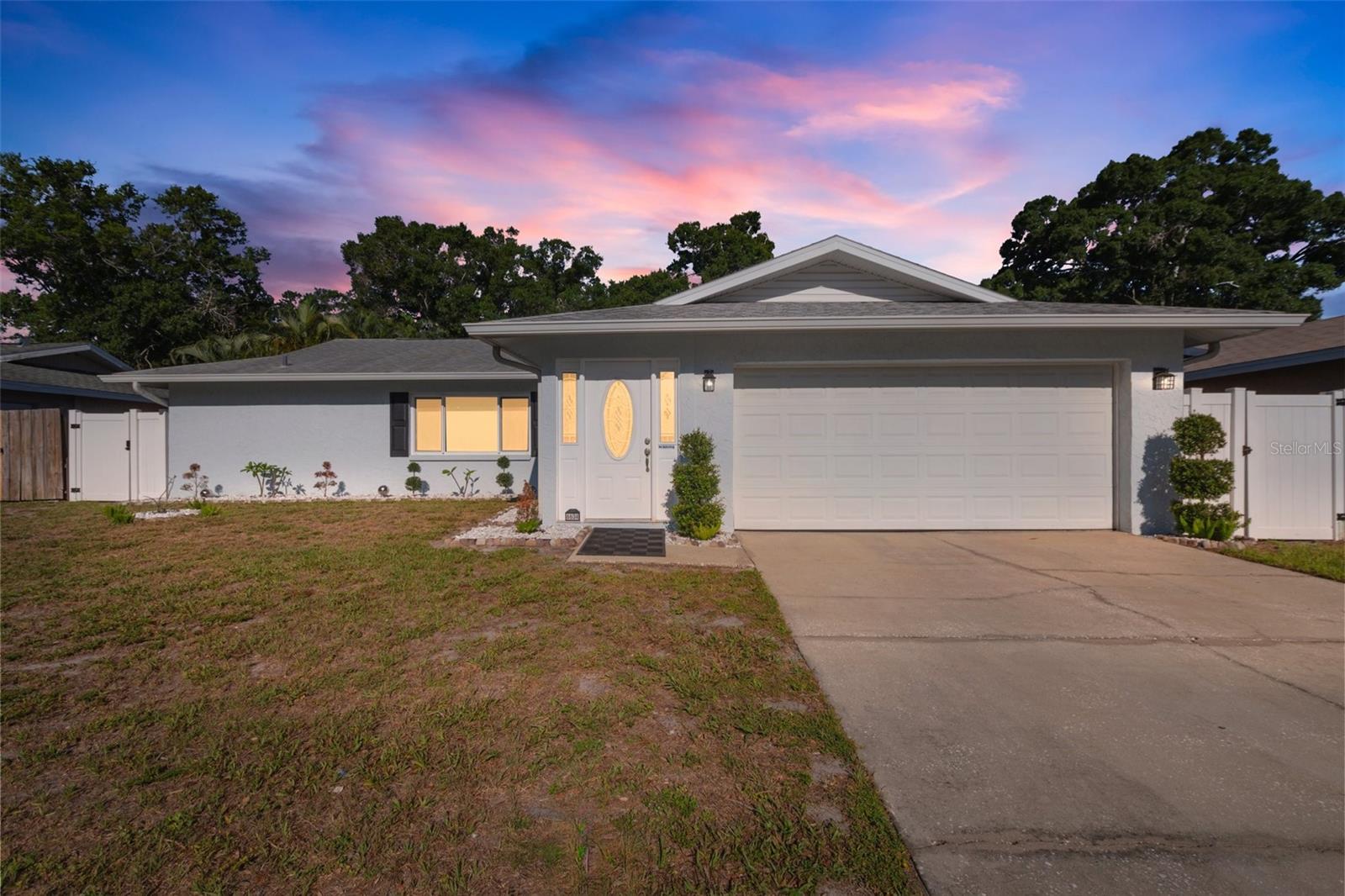 Pinecrest Ln, Pinellas Park, FL 33781