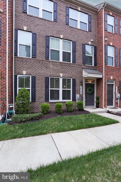 3752 Charterhouse Aly, WALDORF, MD, 20603-5540 | Card Image