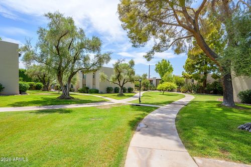 31-4201 E Camelback Rd, Phoenix, AZ, 85018-2731 | Card Image