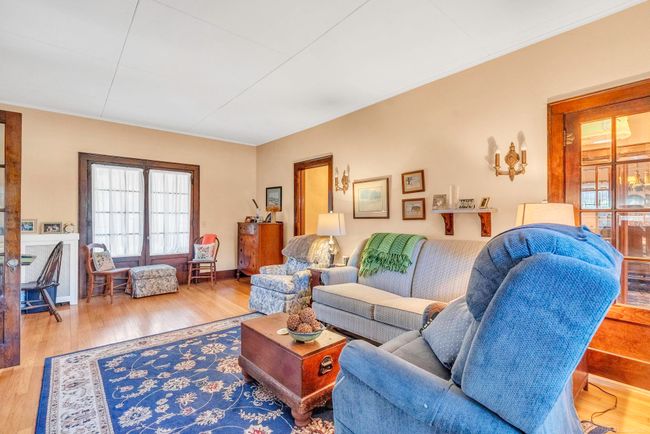 Living Room | Image 12