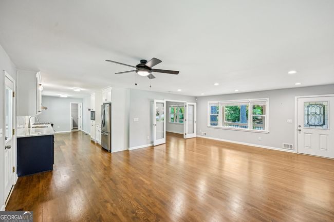 2301 Crestcliff Dr, House other with 4 bedrooms, 2 bathrooms and 4 parking in Tucker GA | Image 4