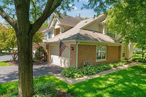 1-30w014 Willow Ln, Warrenville, IL, 60555-1025 | Card Image