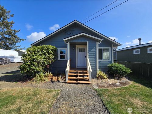 208 N Hoquiam Street, Westport, WA, 98595 | Card Image