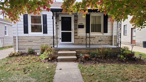 13680 Agnes St, Southgate, MI, 48195-1843 | Card Image