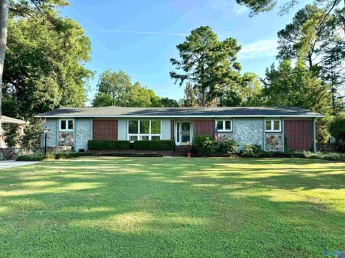 2410 Crestview Dr Se, Decatur, AL, 35601-6116 | Card Image