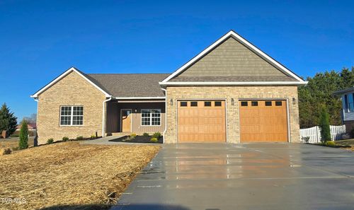 410 Wiltshire Dr, Johnson City, TN, 37615-4822 | Card Image