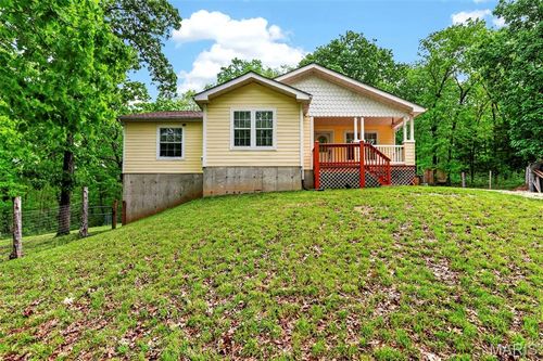 9314 Flicker Ln, Hillsboro, MO, 63050-2353 | Card Image