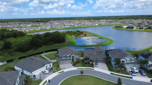 3195 King Fern Dr, Wimauma, FL, 33598-4276 | Card Image