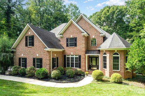 112 Eagle Chase Ln, Troutman, NC, 28166-8802 | Card Image