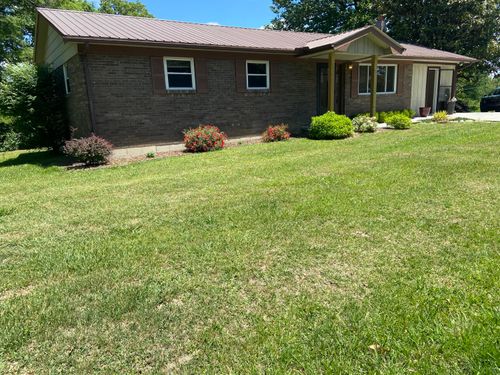 182 Fanchester Heights Rd, Whitley City, KY, 42653-4068 | Card Image