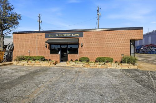 121 S Austin Ave, Denison, TX, 75020-3004 | Card Image