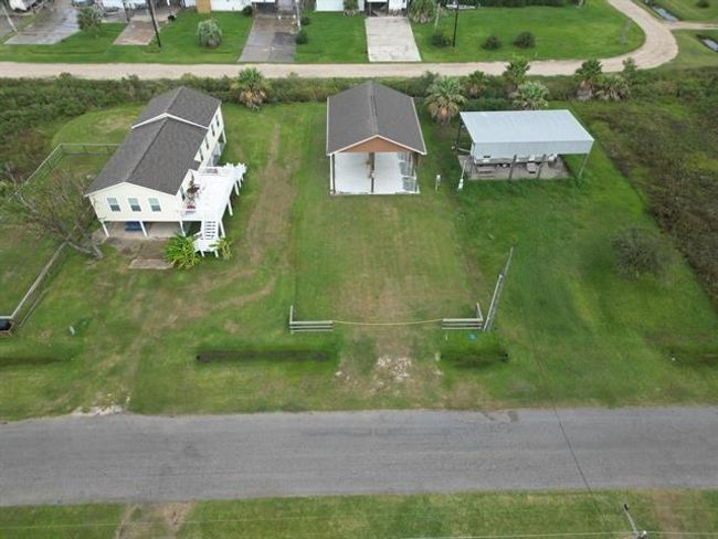 1112 N Monkhouse Dr, Home with 0 bedrooms, 0 bathrooms and null parking in Crystal Beach TX | Image 11