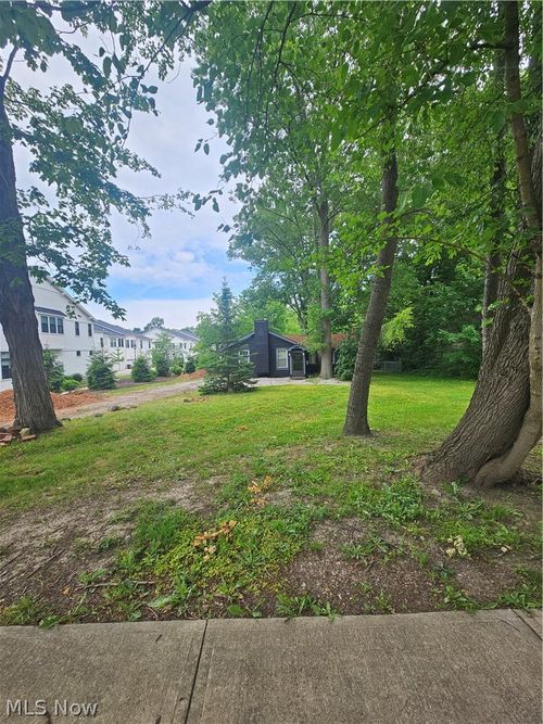 31438 Center Ridge Rd, Westlake, OH, 44145-5036 | Card Image