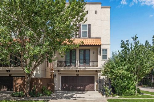 627 Patterson St, Houston, TX, 77007-5526 | Card Image