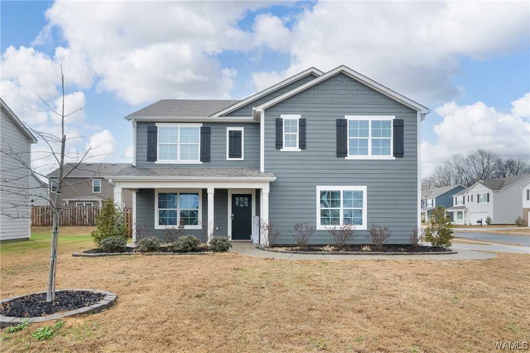 Trestle Pl, Northport, AL 35473
