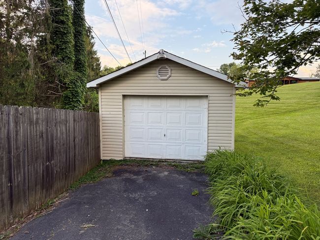 10636 Arbor Rd, House other with 3 bedrooms, 2 bathrooms and 1 parking in Wise VA | Image 30