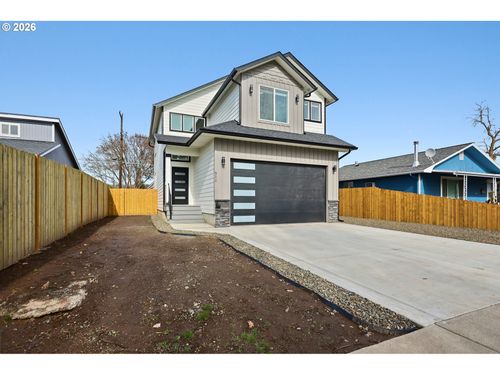 511 E Collins St, Goldendale, WA, 98620-9224 | Card Image